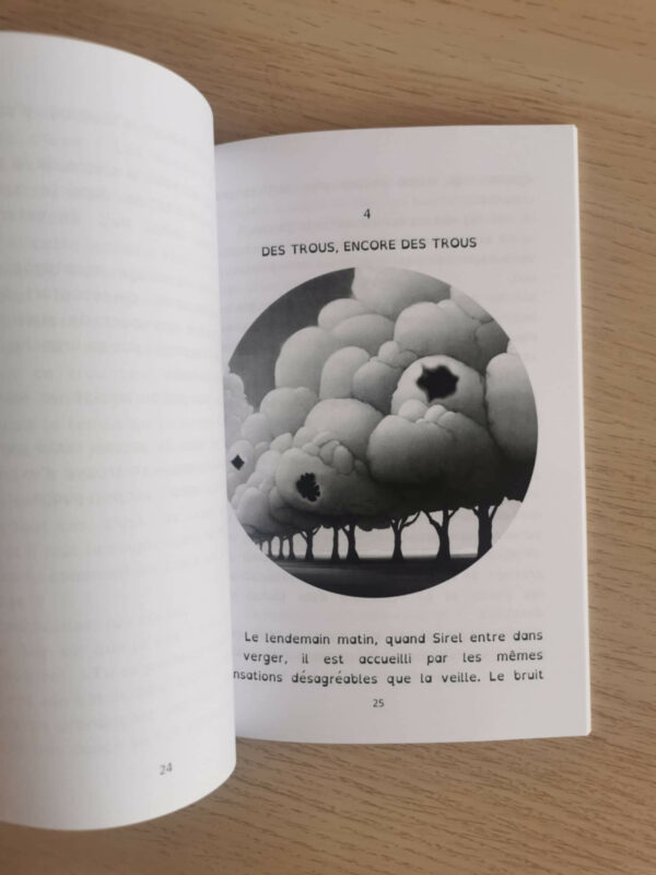 Pages du Gardien des nuages et son marque-page